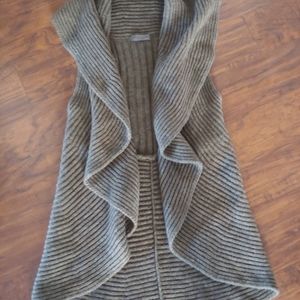 Size Medium open cardigan vest